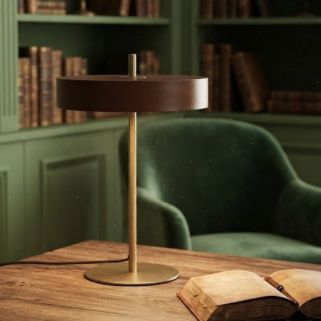 Lampe à Poser LED - Design Minimaliste en Métal Brun