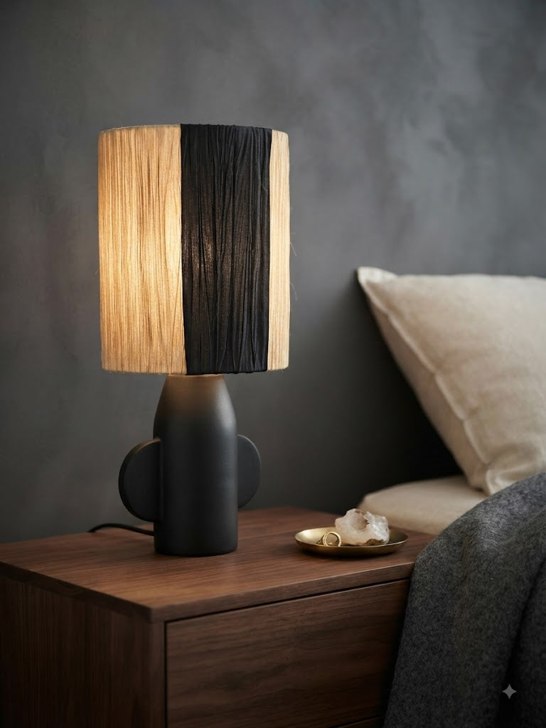Lampe à Poser Céramique et Raphia  - Design Bicolore Noir et Naturel
